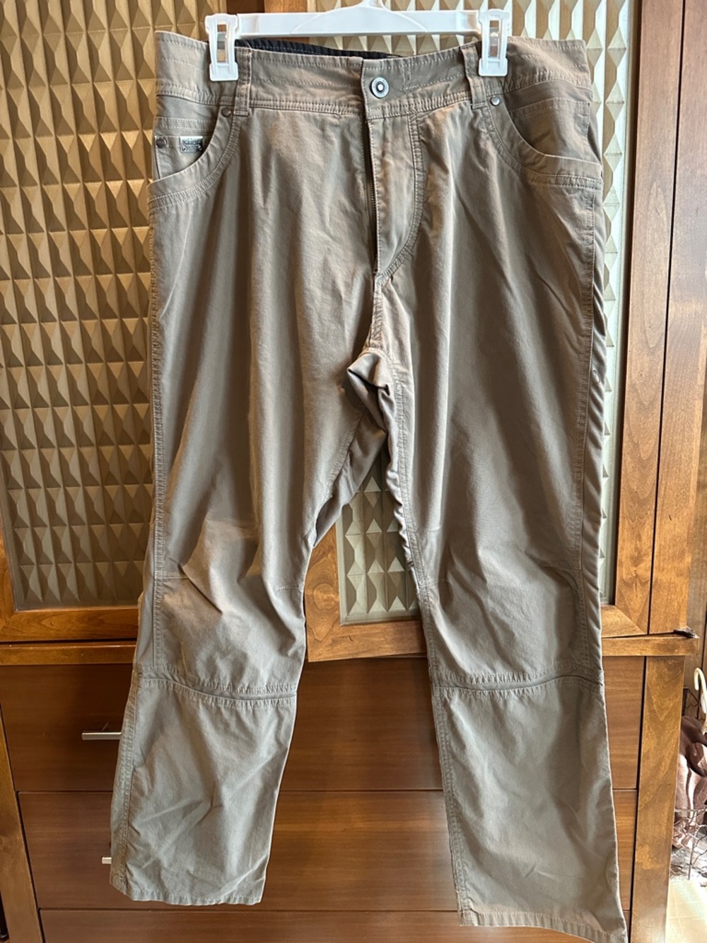 KUHL Radikl Klassik Men’s pant #5109
Khaki 36 X 30